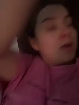 Snapshot of ellie_ssexy chatting on 02/17/26, 05:16 ellie ssexy online show from 02/17/26, 05:16