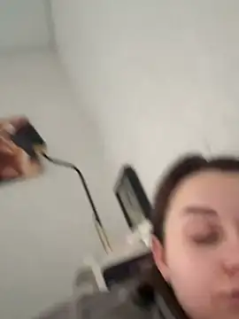 Snapshot of ellie_ssexy chatting on 02/04/26, 05:24 ellie ssexy online show from 02/04/26, 05:24