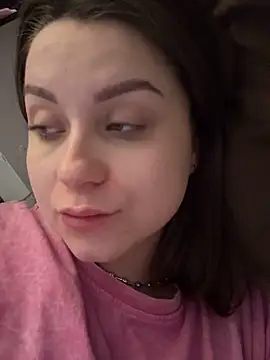 Snapshot of ellie_ssexy chatting on 02/03/26, 05:27 ellie ssexy online show from 02/03/26, 05:27