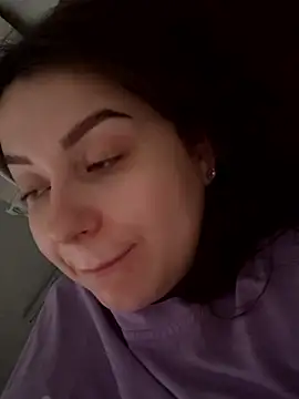 Snapshot of ellie_ssexy chatting on 01/10/26, 05:25 ellie ssexy online show from 01/10/26, 05:25