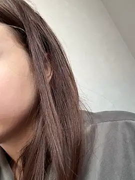 ellie ssexy online show from 10/08/25, 04:14