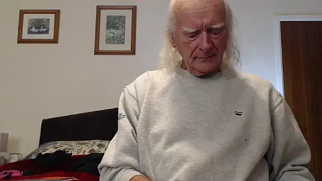 WaverlyKernow online show from 11/01/25, 10:09