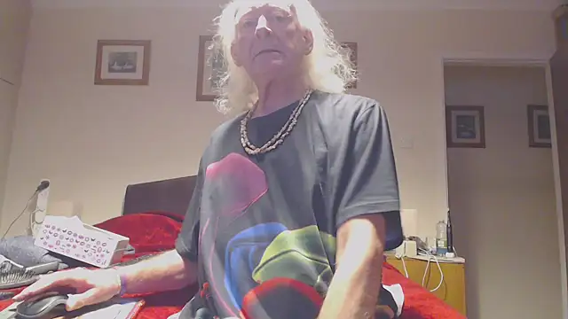 WaverlyKernow online show from 12/17/25, 08:30