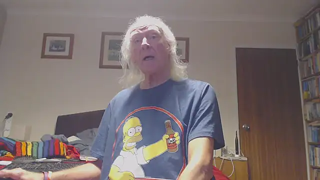 Snapshot of WaverlyKernow chatting on 01/13/26, 10:41 WaverlyKernow online show from 01/13/26, 10:41