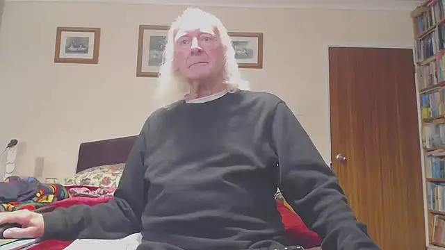 WaverlyKernow online show from 11/29/25, 02:06