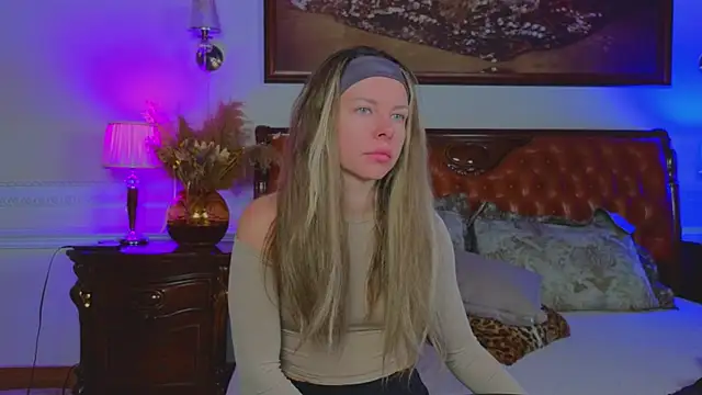 Real Tini online show from 01/13/26, 06:17