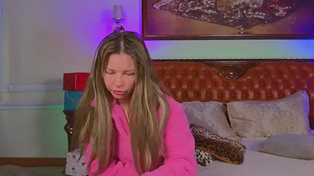 Real Tini online show from 12/15/25, 06:19