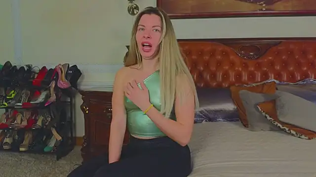 Real Tini online show from 02/20/26, 06:26