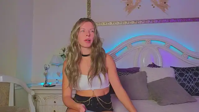 Real Tini online show from 09/27/25, 12:00