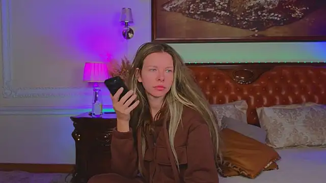 Real Tini online show from 12/01/25, 06:14