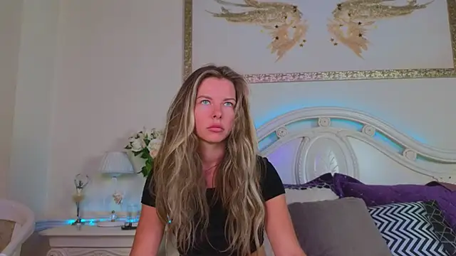 Real Tini online show from 09/15/25, 11:43