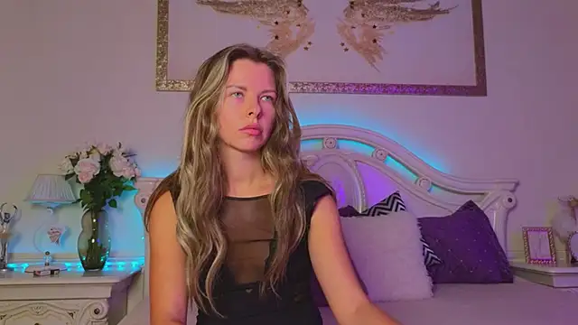 Real Tini online show from 09/24/25, 12:00