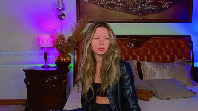 Real Tini online show from 11/27/25, 06:14