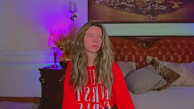 Real Tini online show from 11/14/25, 05:55