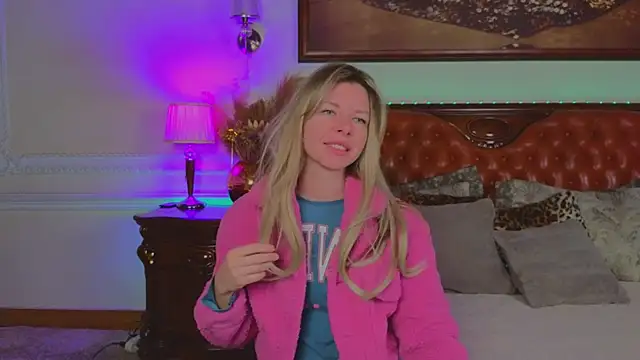 Real Tini online show from 02/03/26, 06:22