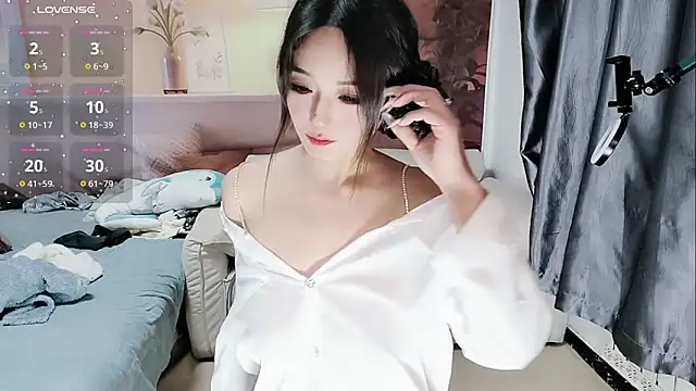 Ti amo UU online show from 11/02/25, 10:53