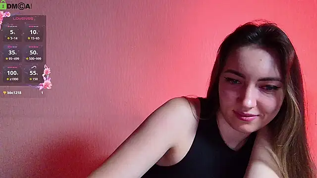 cute  angell online show from 10/28/25, 03:33