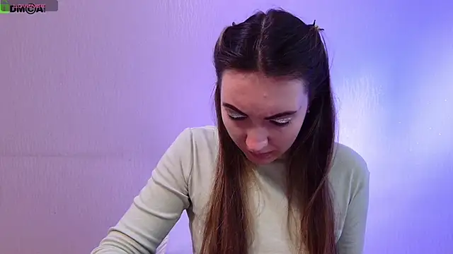 cute  angell online show from 10/14/25, 12:28