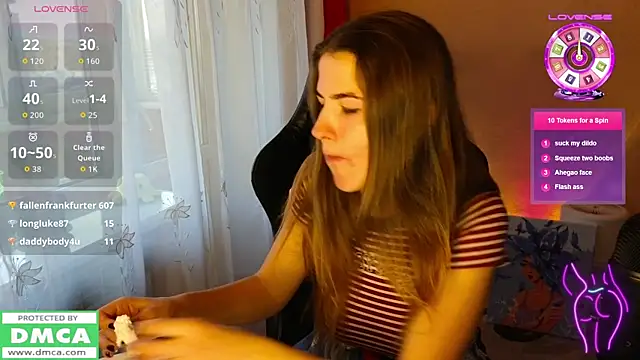 Snapshot of mag1c_eyes1 chatting on 11/14/25, 02:10 mag1c eyes1 online show from 11/14/25, 02:10