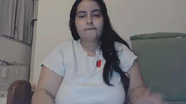 Snapshot of SweetCandyPussy_ chatting on 10/16/25, 09:01 SweetCandyPussy online show from 10/16/25, 09:01