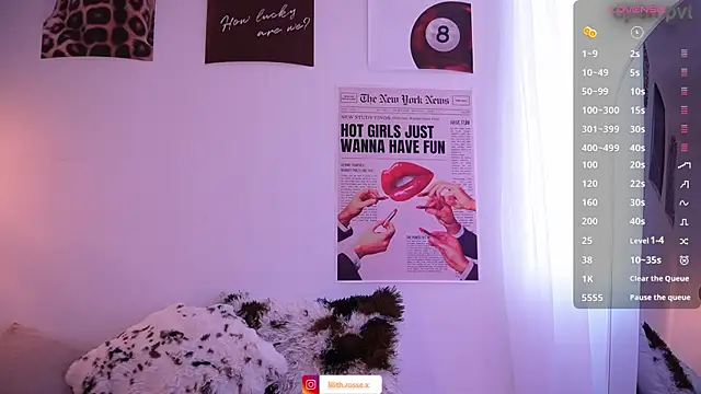 Snapshot of lilith__rosse chatting on 12/14/25, 01:39 lilith rosse online show from 12/14/25, 01:39