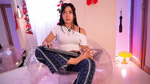 lilith  rosse online show from 12/21/25, 02:41