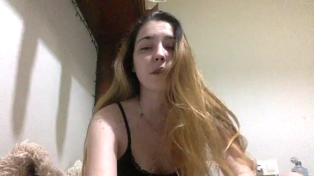 Snapshot of lilafg chatting on 06/13/26, 12:52 lilafg online show from 06/13/26, 12:52
