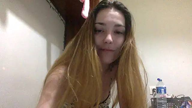 Snapshot of lilafg chatting on 06/27/26, 02:06 lilafg online show from 06/27/26, 02:06