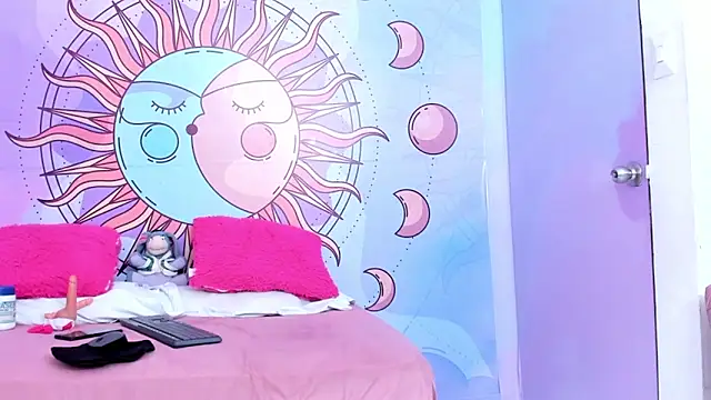 luna hoott online show from 02/04/26, 07:20