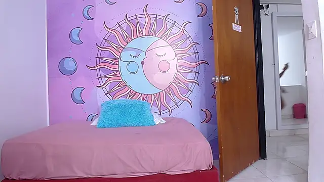 luna hoott online show from 05/29/26, 06:58