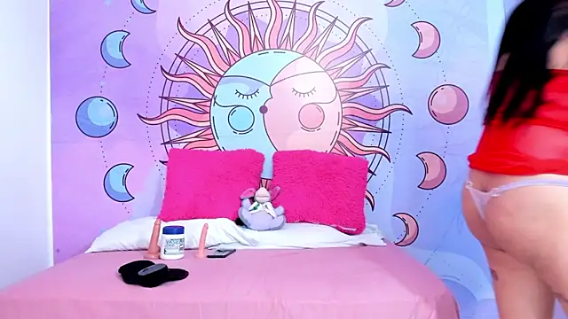 luna hoott online show from 02/02/26, 07:13