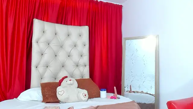 luna hoott online show from 03/04/26, 01:41