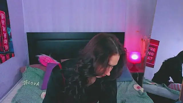 ArmiEri online show from 02/19/26, 01:02