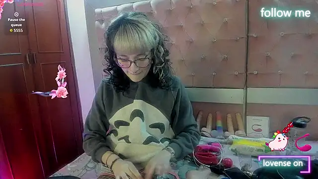 neeko princes online show from 02/17/26, 12:13