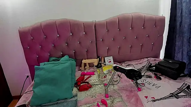 neeko princes online show from 10/22/25, 12:04