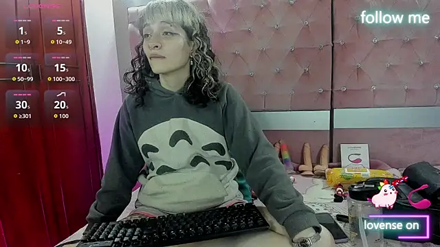 neeko princes online show from 11/28/25, 12:38