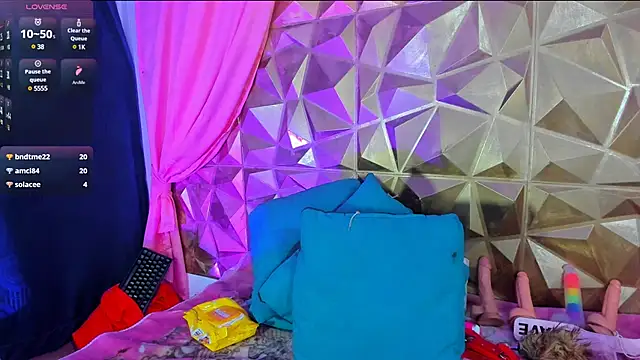 neeko princes online show from 02/27/25, 03:15