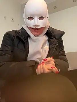 Snapshot of misscharlottezz chatting on 12/09/24, 12:08 misscharlottezz online show from 12/09/24, 12:08