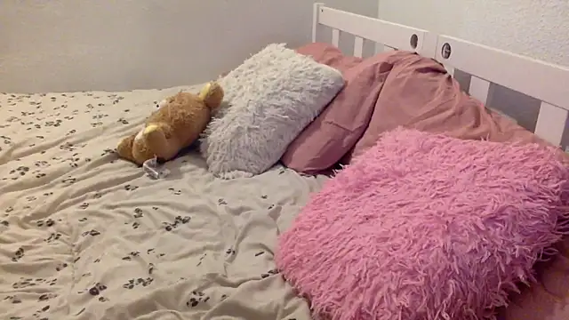 chunliklk online show from 02/18/25, 08:14