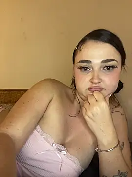 chunliklk online show from 10/15/25, 11:02