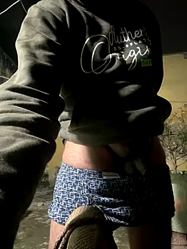 girls lovers90 online show from 12/18/25, 04:22