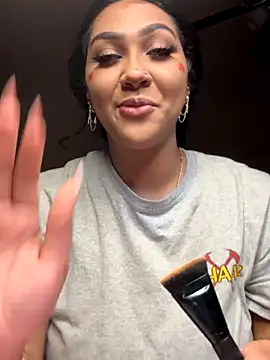 Snapshot of Lickplayofficial chatting on 10/01/25, 02:06 Lickplayofficial online show from 10/01/25, 02:06