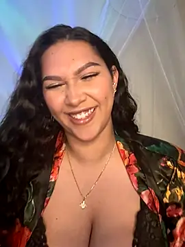 Snapshot of Lickplayofficial chatting on 11/05/25, 03:42 Lickplayofficial online show from 11/05/25, 03:42