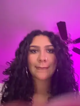 Snapshot of Lickplayofficial chatting on 09/17/25, 04:14 Lickplayofficial online show from 09/17/25, 04:14