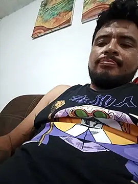 Snapshot of Bartolito001 chatting on 09/26/25, 03:46 Bartolito001 online show from 09/26/25, 03:46