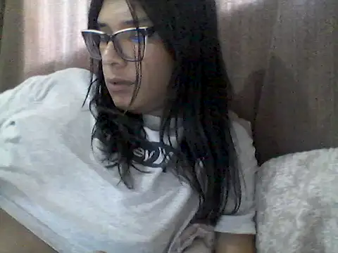 mariy  online show from 06/26/26, 07:42