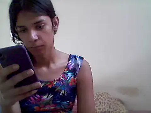 Snapshot of mariy_ chatting on 03/05/25, 06:56 mariy  online show from 03/05/25, 06:56