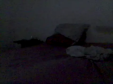 Snapshot of mariy_ chatting on 03/18/25, 04:18 mariy  online show from 03/18/25, 04:18