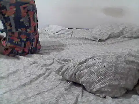 Snapshot of mariy_ chatting on 03/10/25, 10:02 mariy  online show from 03/10/25, 10:02