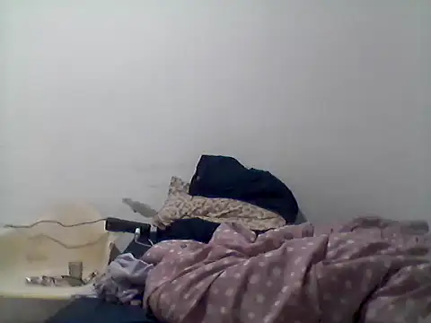 Snapshot of mariy_ chatting on 10/02/25, 05:00 mariy  online show from 10/02/25, 05:00